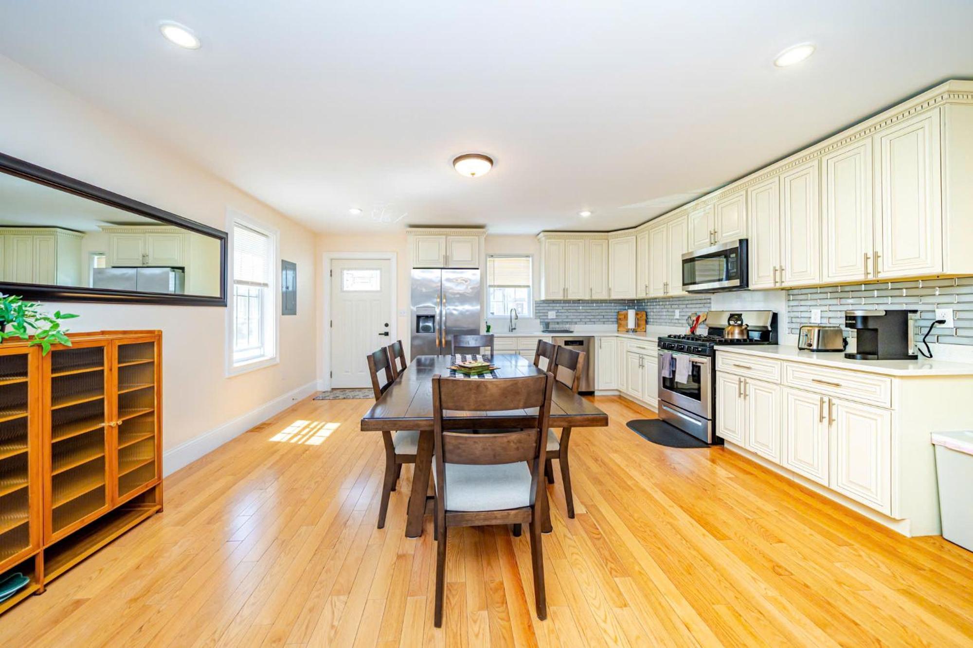 37 - 3Br Quincy - Cozy Townhouse Near Blue Hills Apartment Bagian luar foto