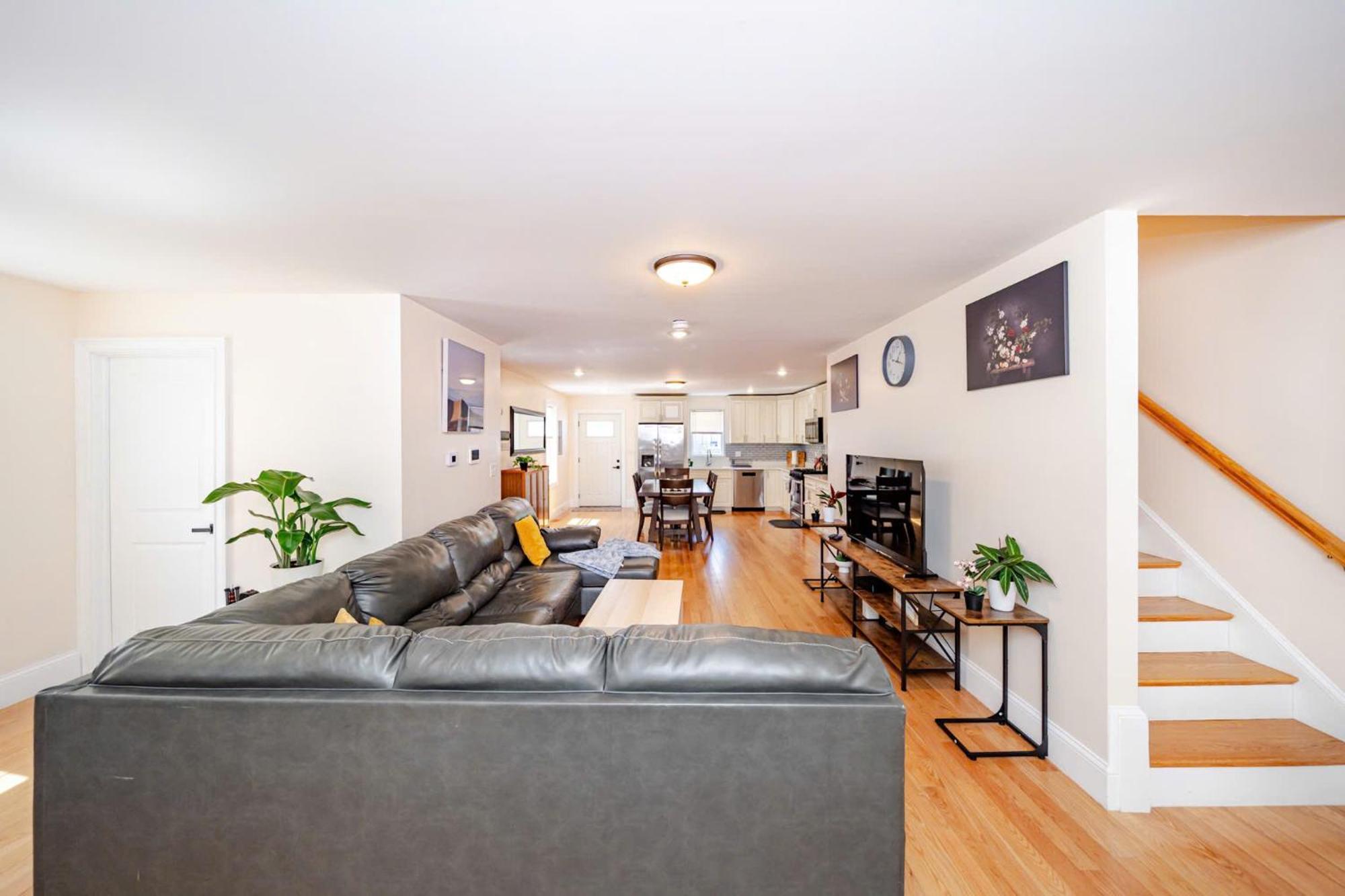 37 - 3Br Quincy - Cozy Townhouse Near Blue Hills Apartment Bagian luar foto