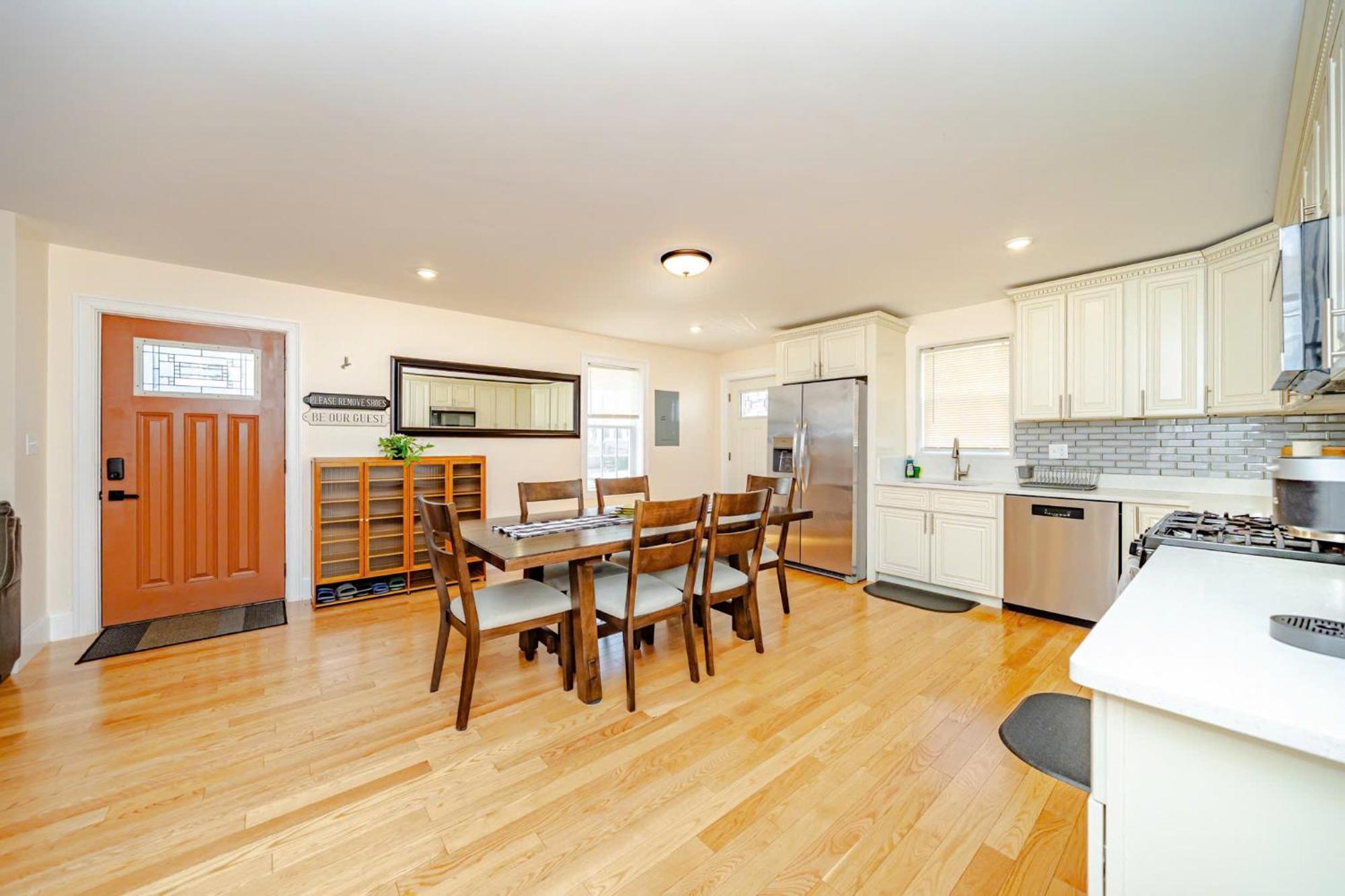 37 - 3Br Quincy - Cozy Townhouse Near Blue Hills Apartment Bagian luar foto